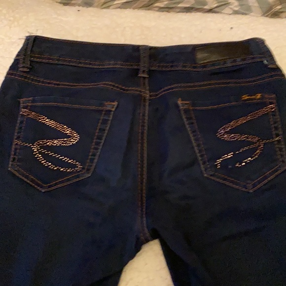 ⭐️Seven 7 Skinny Jeans ⭐️ - Picture 8 of 11